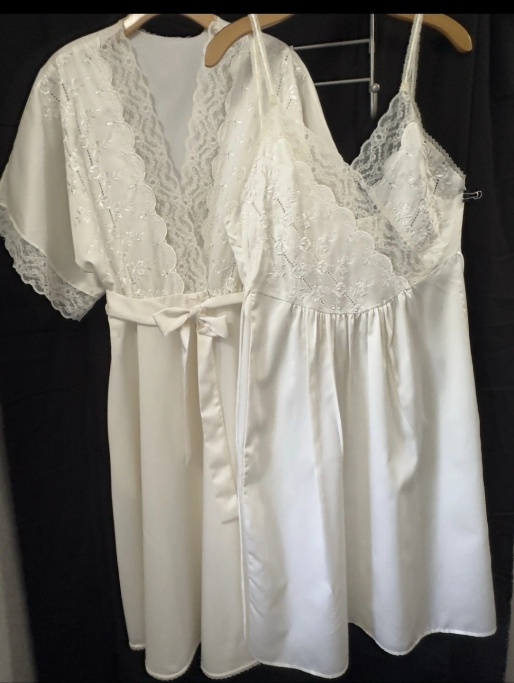 Sale👑 Vtg Victoria's Secret Gold Crown Robe & Nightgown Union Late 1970s 1980s